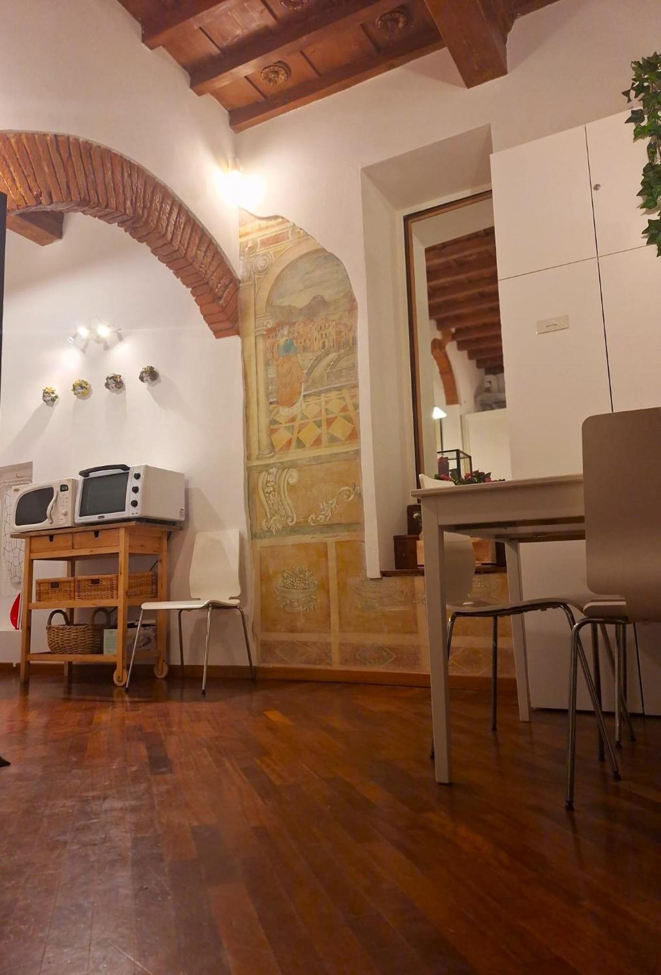 Luxury Central Flat River View Apartment Firenze Bagian luar foto