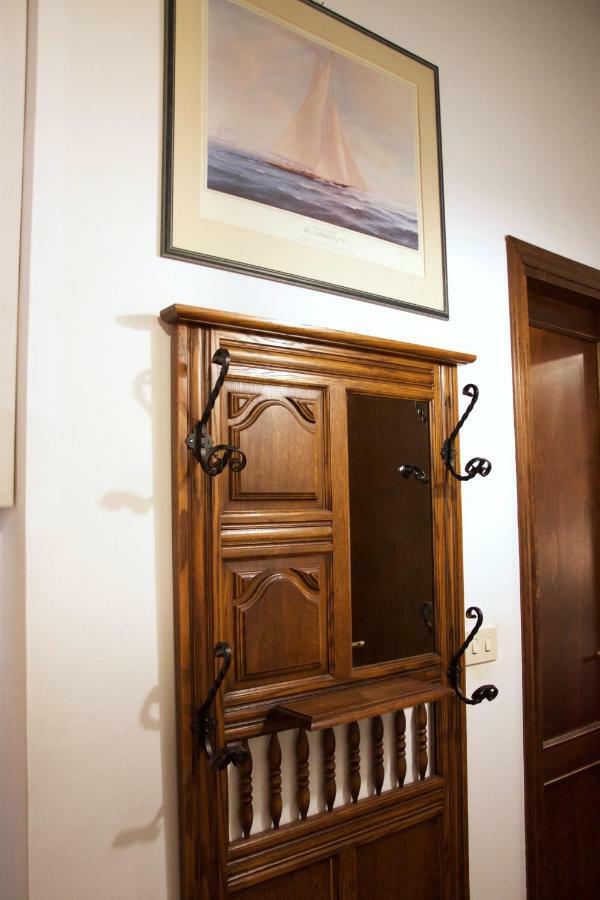 Luxury Central Flat River View Apartment Firenze Bagian luar foto