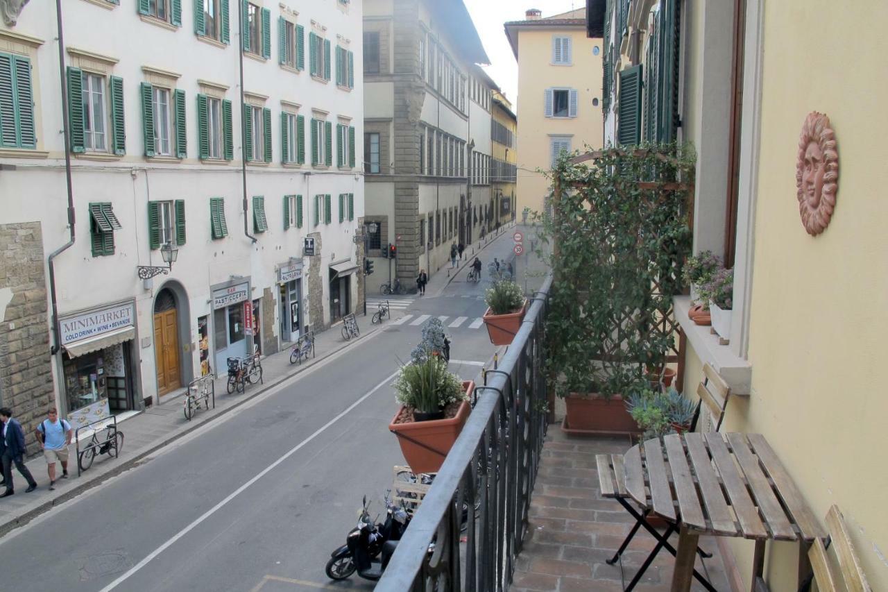 Luxury Central Flat River View Apartment Firenze Bagian luar foto
